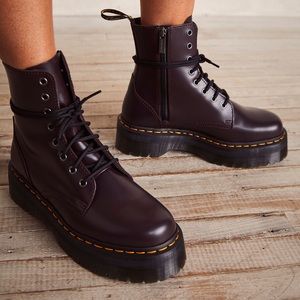 Women’s Dr. Martens Jadon Lace-Up Boots Burgundy Size 7 (Used)